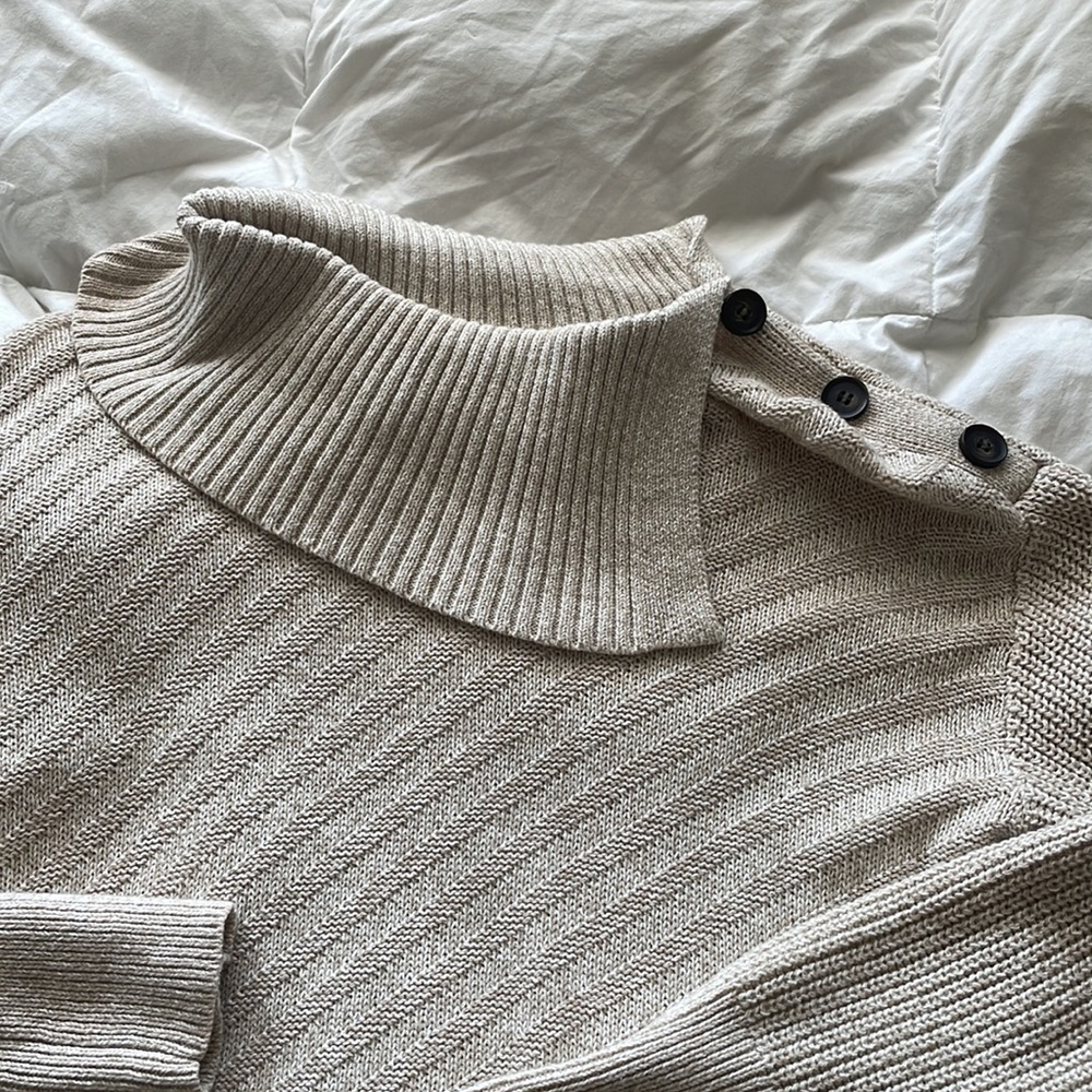 Sweater - Picture 2 of 3